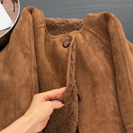 Vintage Crew-neck Faux Fur Coat With A Fashionable Touch